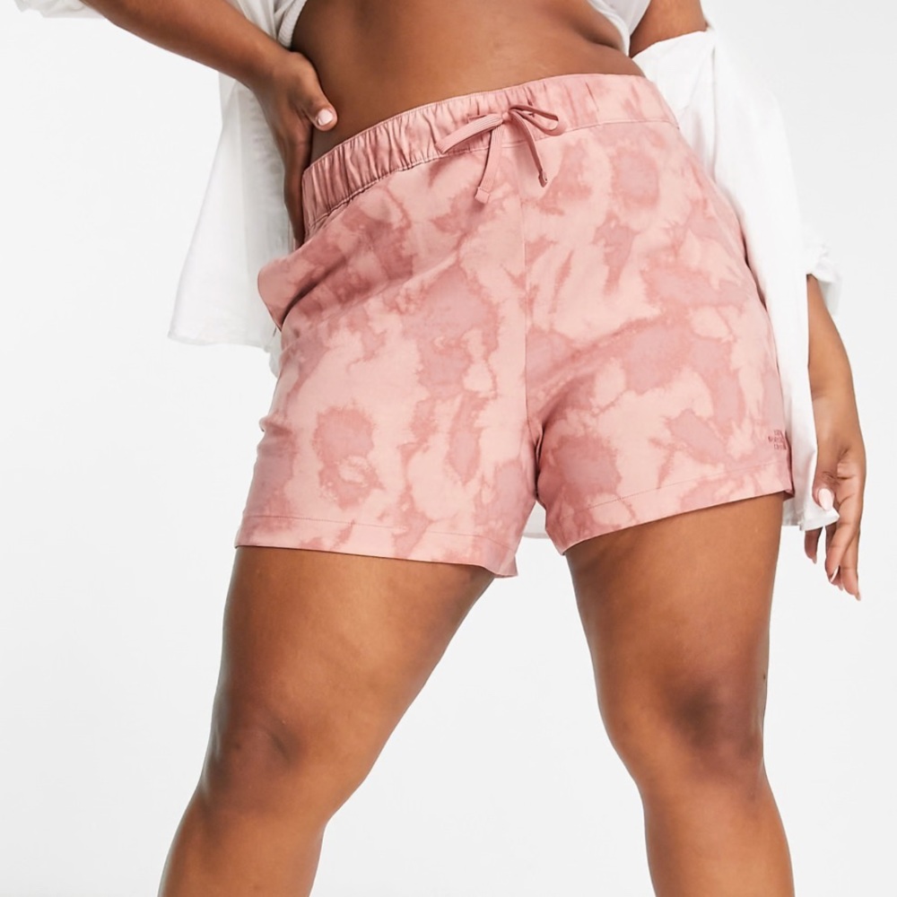 The North Face Class V Jersey Shorts in Rose Dawn Retro Dye Print Size 1X